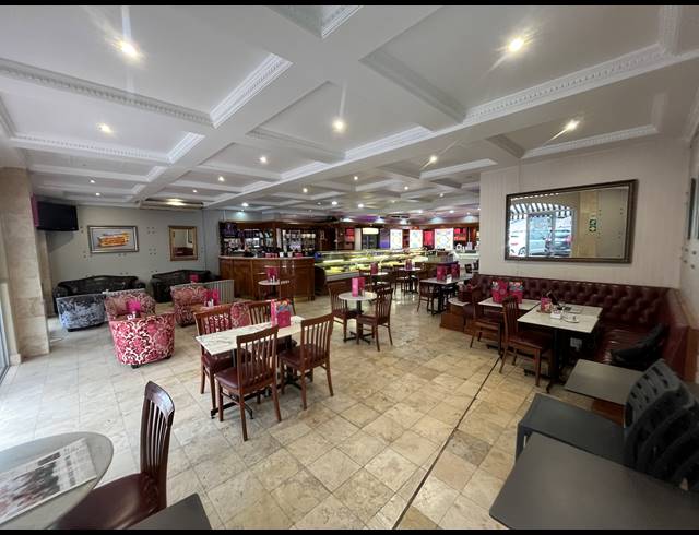 170M² BUSINESS TO LET IN GREEN POINT